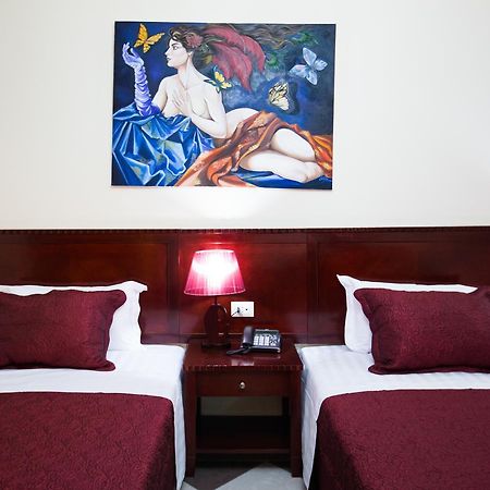 טיראנה Orchidea Hotel מראה חיצוני תמונה