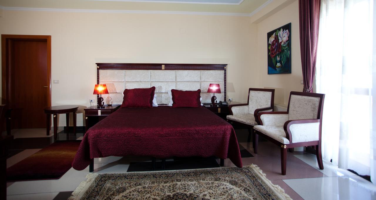 טיראנה Orchidea Hotel מראה חיצוני תמונה